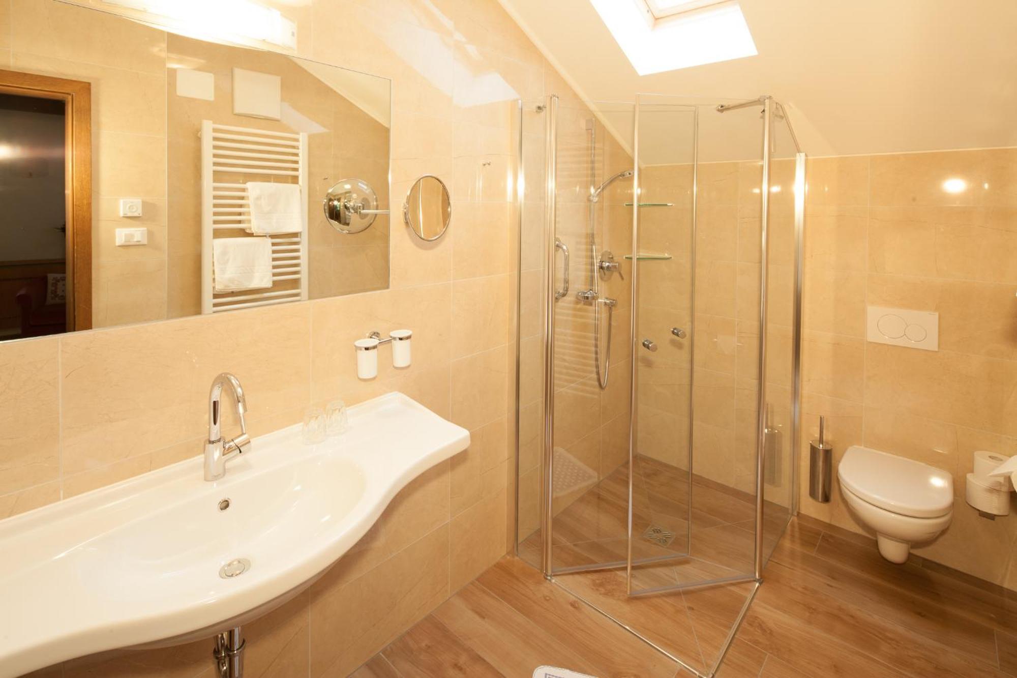 Residence Preyhof Caldaro Bagian luar foto