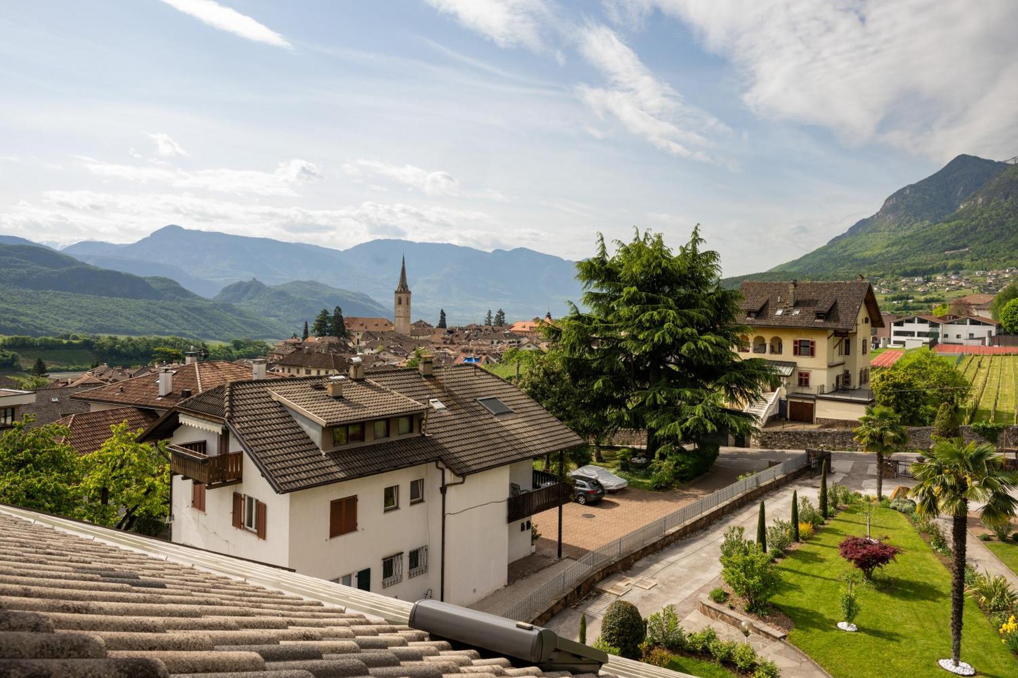 Residence Preyhof Caldaro Bagian luar foto